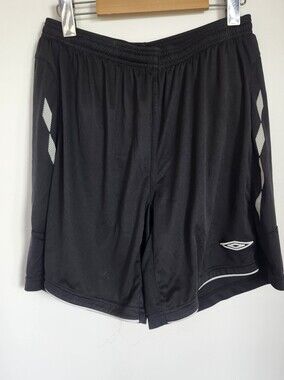 Umbro Training Shorts Size L